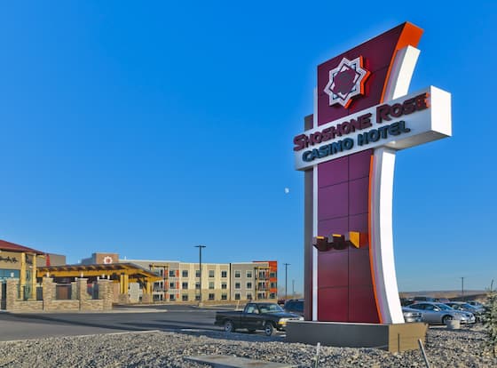Shoshone Rose Casino & Hotel allows check-in for 18 year-old guests