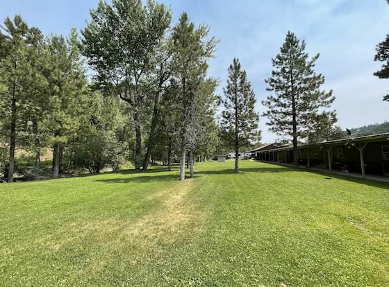 7r Guest Ranch allows check-in for 18 year-old guests