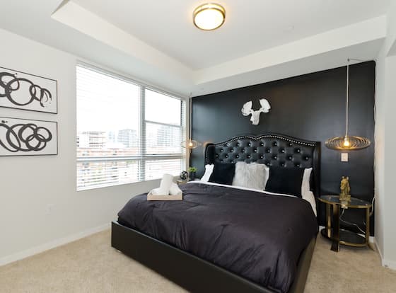VIP Downtown LA 5BD Penthouse Suite allows check-in for 18 year-old guests