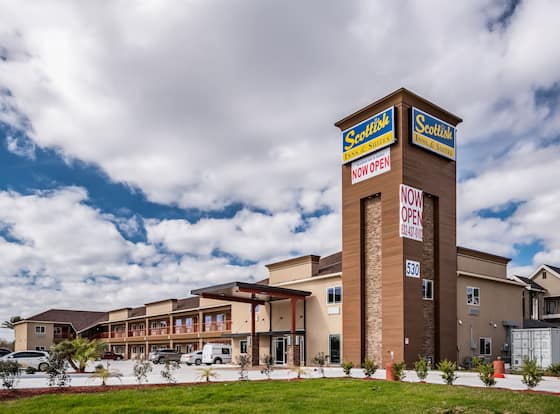 Scottish Inns Katy allows check-in for 18 year-old guests