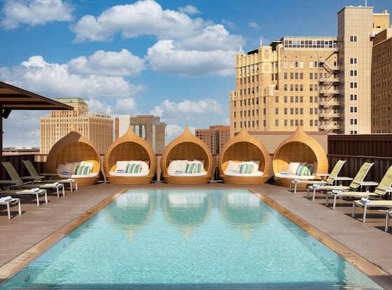 Hyatt Regency San Antonio Riverwalk allows check-in for 18 year-old guests