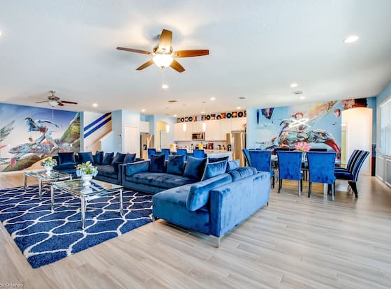 6020 14 bedroom mansion near disney allows check-in for 18 year-old guests