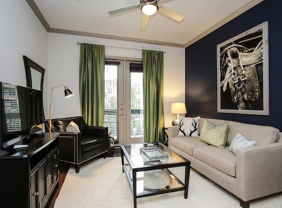 Wondrous 1BR Midtown Pool + Gym allows check-in for 18 year-old guests