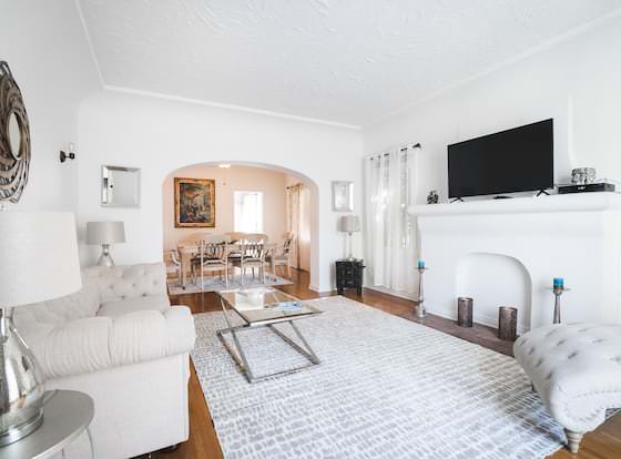 Historic 2 Bedroom by RentElement allows check-in for 18 year-old guests