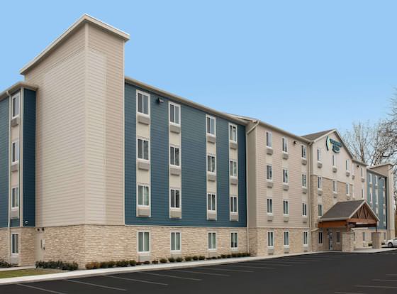 WoodSpring Suites Merrillville allows check-in for 18 year-old guests
