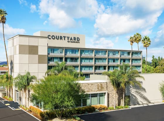 Courtyard by Marriott Los Angeles Woodland Hills allows check-in for 18 year-old guests