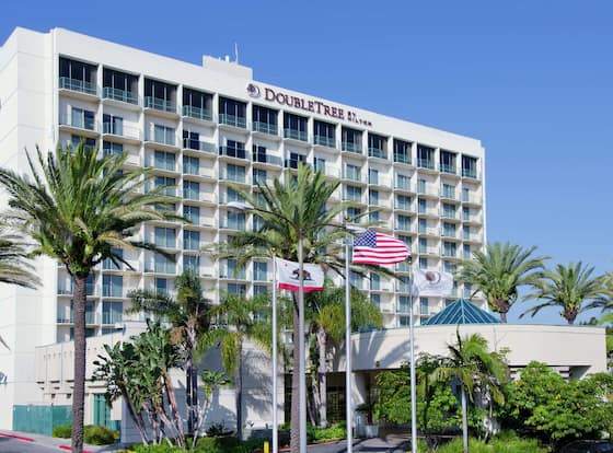 DoubleTree by Hilton Torrance - South Bay allows check-in for 18 year-old guests
