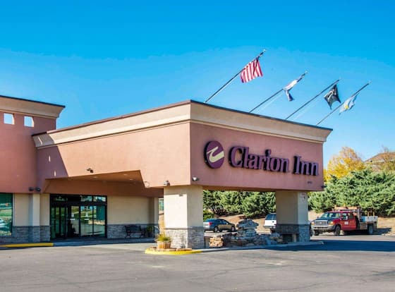 Clarion Inn and Events Center Pueblo North allows check-in for 18 year-old guests