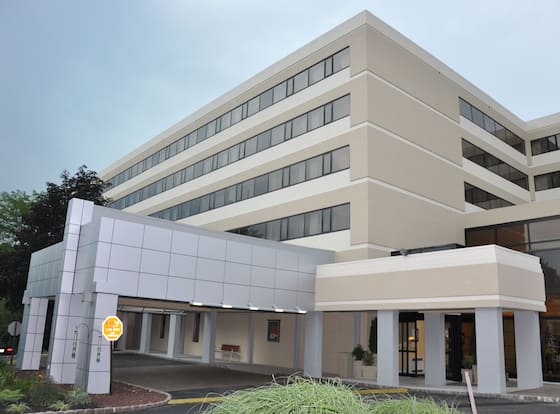 Liyo Inn Clinton allows check-in for 18 year-old guests