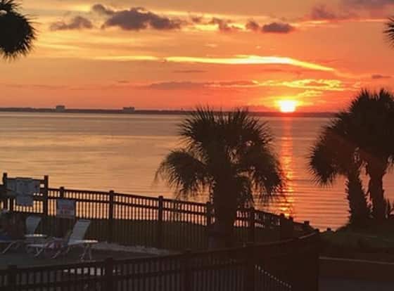 Quality Inn & Suites on the Bay near Pensacola Beach allows check-in for 18 year-old guests