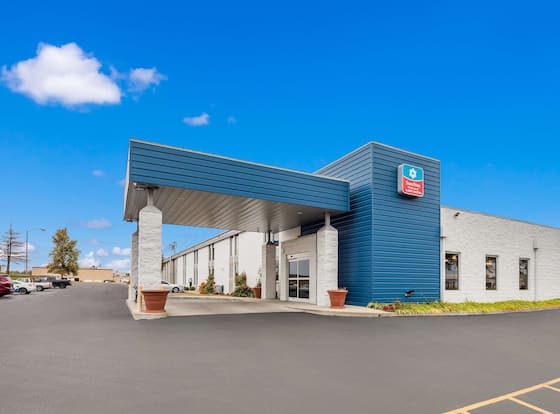 SureStay Plus Hotel by Best Western Jasper allows check-in for 18 year-old guests