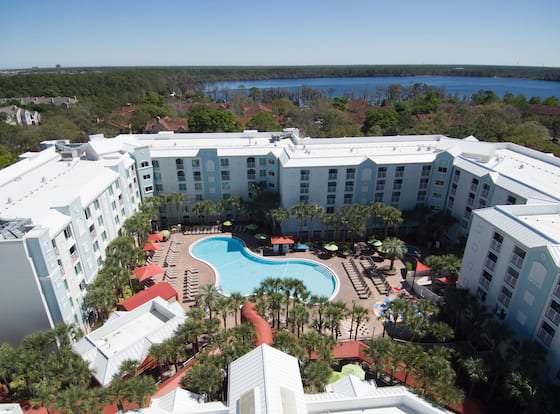 Holiday Inn Resort Orlando - Lake Buena Vista, an IHG Hotel allows check-in for 18 year-old guests