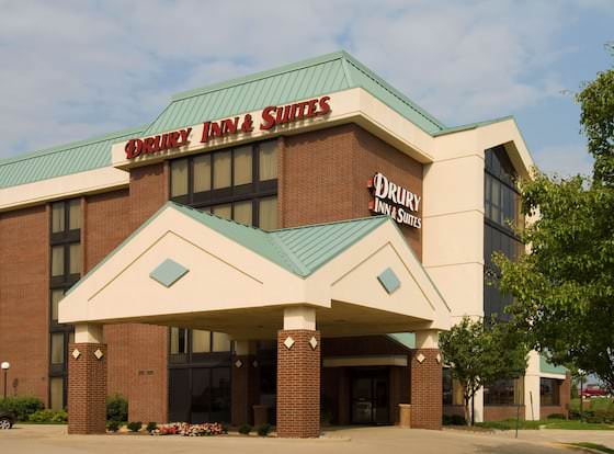Drury Inn & Suites Springfield IL allows check-in for 18 year-old guests