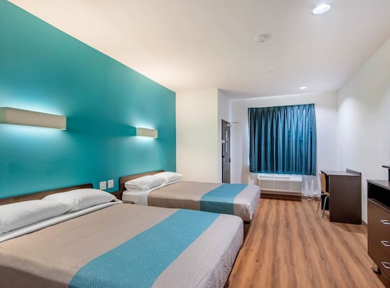 Motel 6 Channelview, TX allows check-in for 18 year-old guests