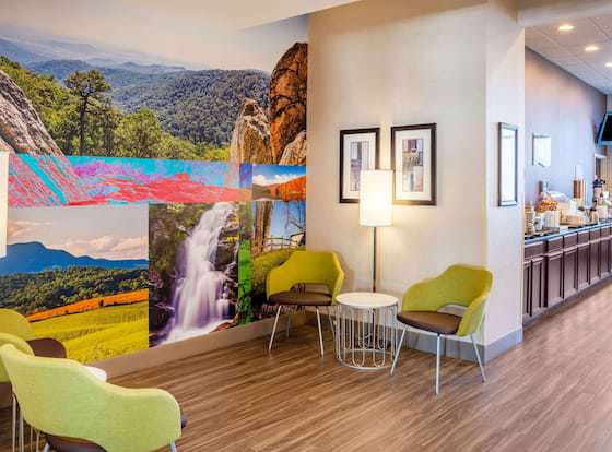 Clarion Pointe Harrisonburg allows check-in for 18 year-old guests