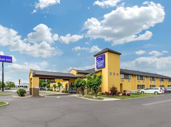 Sleep Inn Ogden near Event Center allows check-in for 18 year-old guests
