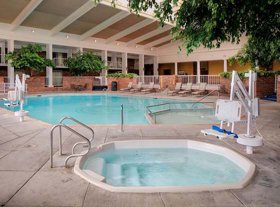 Red Lion Hotel Pocatello allows check-in for 18 year-old guests