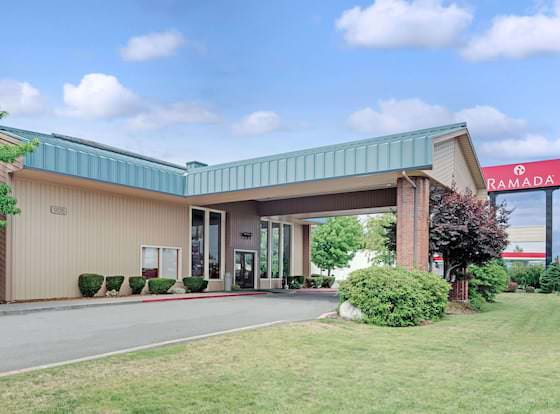 Ramada by Wyndham Spokane Valley allows check-in for 18 year-old guests