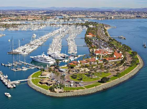 Kona Kai Resort & Spa, A Noble House Resort allows check-in for 18 year-old guests