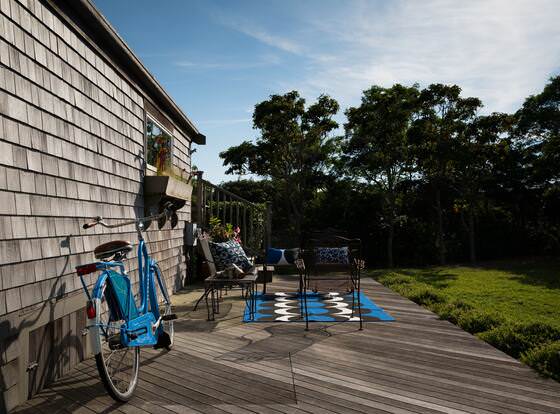 Sea Lion allows check-in for 18 year-old guests