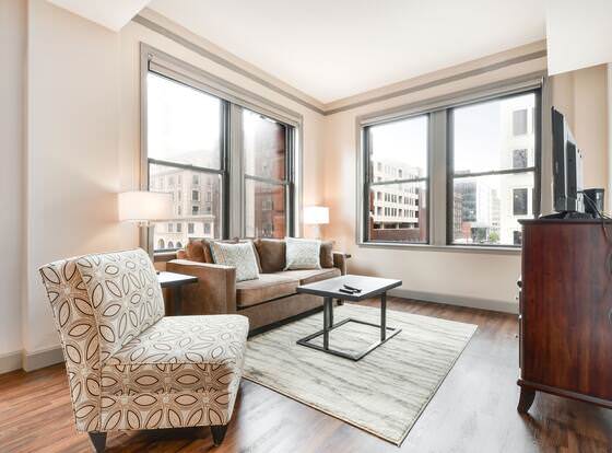 16th St Luxury Rentals allows check-in for 18 year-old guests