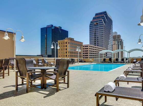 Wyndham San Antonio Riverwalk allows check-in for 18 year-old guests
