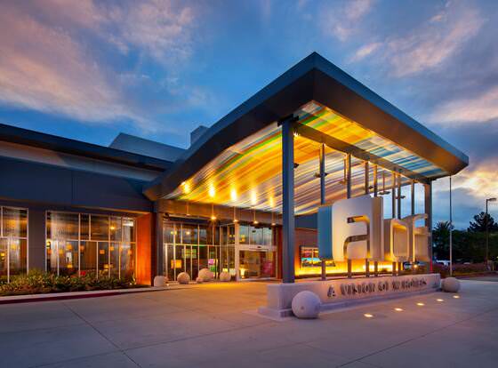 Aloft San Francisco Airport allows check-in for 18 year-old guests