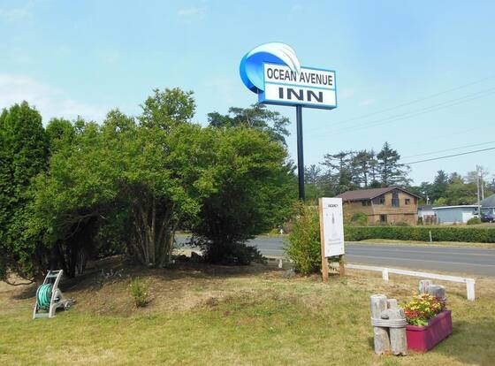 Ocean Avenue Inn allows check-in for 18 year-old guests