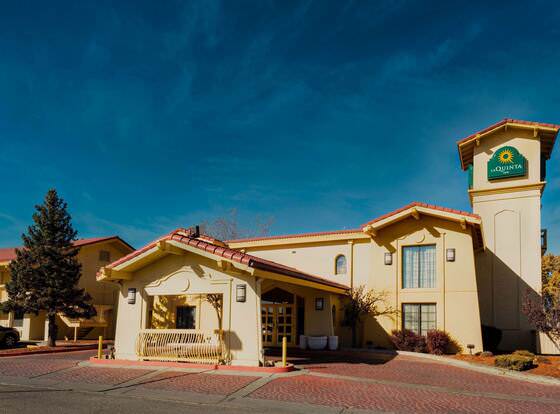 La Quinta Inn by Wyndham Farmington allows check-in for 18 year-old guests