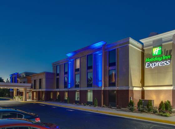 Holiday Inn Express Richmond - Midlothian Turnpike, an IHG Hotel allows check-in for 18 year-old guests
