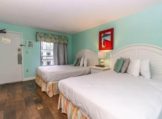 Monterey Bay 1411 allows check-in for 18 year-old guests