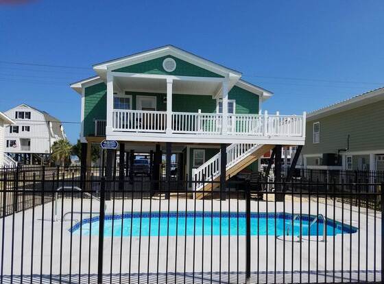 Anchors Away 994 allows check-in for 18 year-old guests