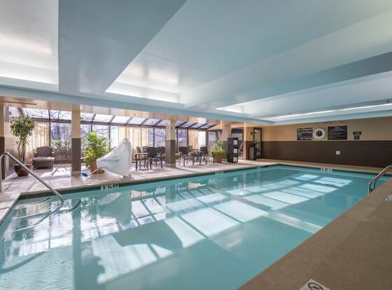 Hampton Inn Peachtree Corners Norcross allows check-in for 18 year-old guests