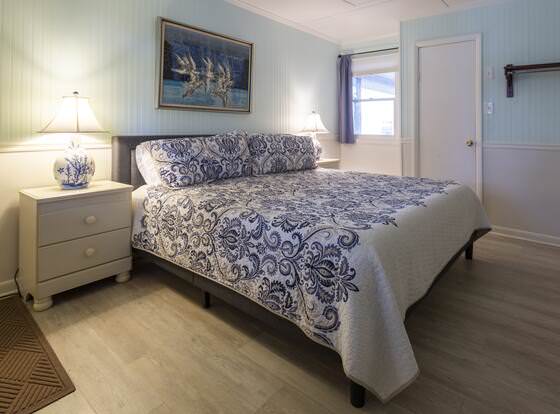 Blackbeard's Lodge allows check-in for 18 year-old guests