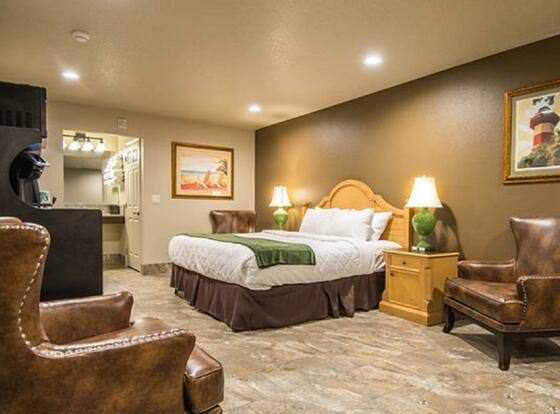 The Gator Den Motel allows check-in for 18 year-old guests