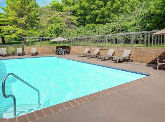 Hampton Inn State College allows check-in for 18 year-old guests