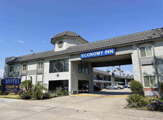 Economy Inn - Ontario Airport/Chino allows check-in for 18 year-old guests