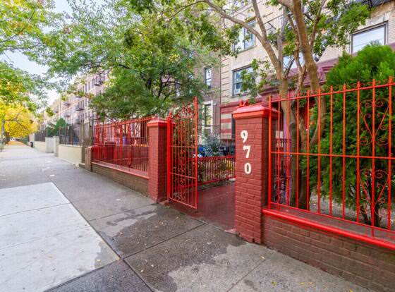 Furnished Eastern Parkway Guest House allows check-in for 18 year-old guests