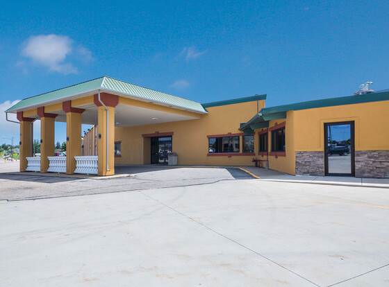 Badlands Inn & Suites allows check-in for 18 year-old guests