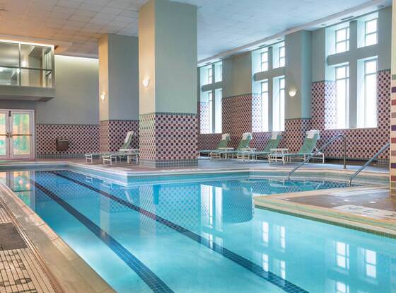 Philadelphia Marriott Downtown allows check-in for 18 year-old guests