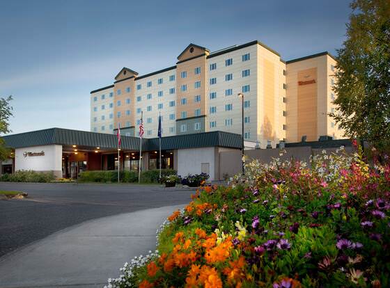 Westmark Fairbanks Hotel & Conference Center allows check-in for 18 year-old guests