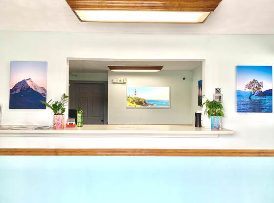 Sandusky Inn allows check-in for 18 year-old guests