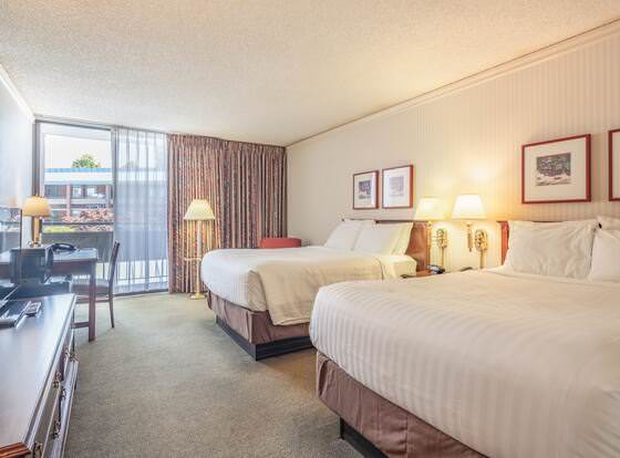 University Place Hotel & Conference Center allows check-in for 18 year-old guests