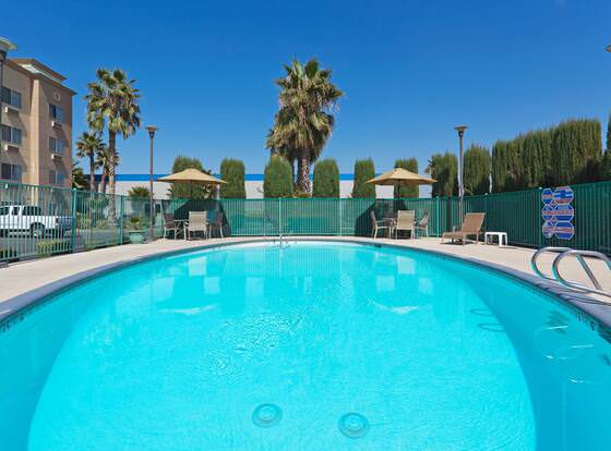 Holiday Inn Express Bakersfield, an IHG Hotel allows check-in for 18 year-old guests