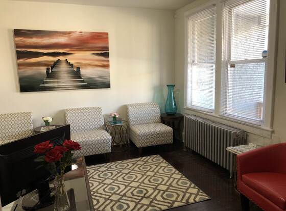 Hostel Comfort Zone allows check-in for 18 year-old guests