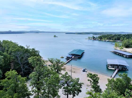 Table Rock Resorts at Indian Point allows check-in for 18 year-old guests