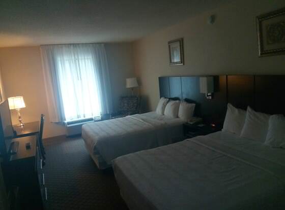 Gold Vault Inn allows check-in for 18 year-old guests