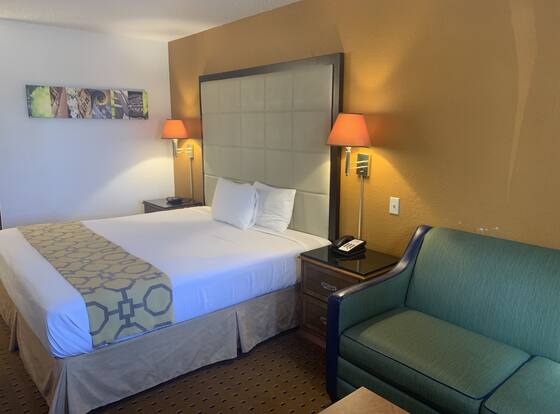 Brentwood Inn & Suites allows check-in for 18 year-old guests