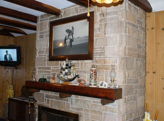 Dartford Inn allows check-in for 18 year-old guests