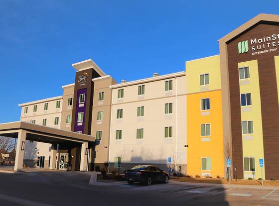 MainStay Suites Great Falls Airport allows check-in for 18 year-old guests